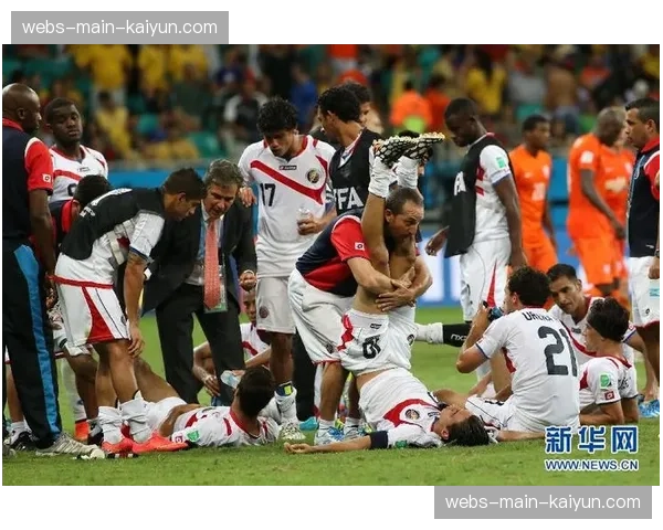 事件回顾：连续两场绝平，哥斯达黎加惊险晋级背后的战术调整与运气