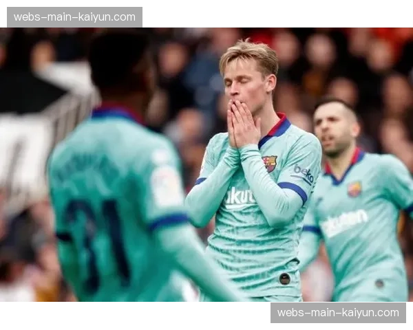 欧足联技术报告展望:未来战术或将更依赖肋部小组配合